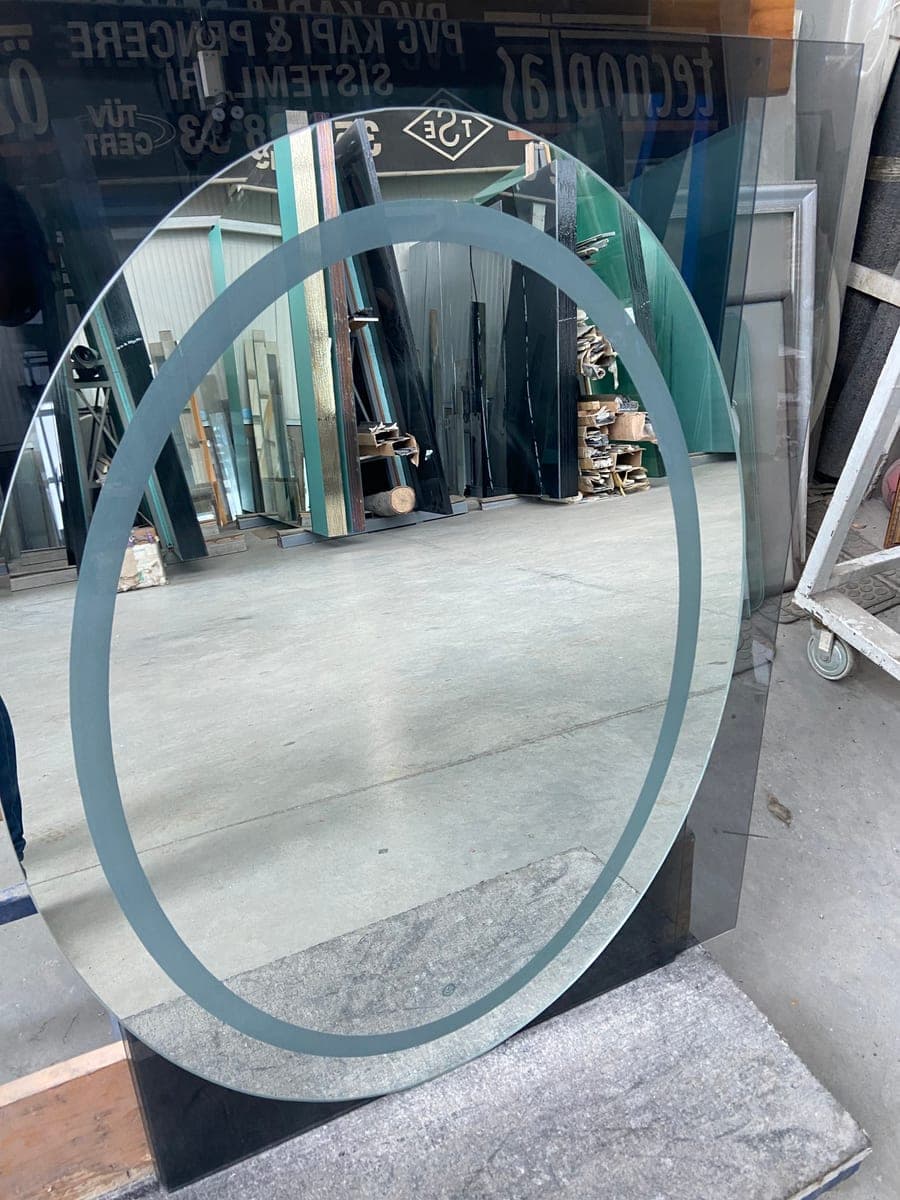 Kumlama Çerçeveli Oval Füme Dekoratif Ayna